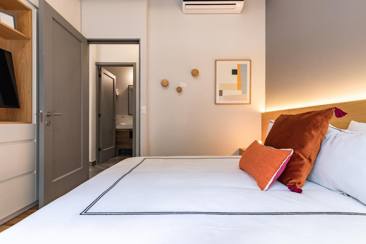 Beautifully Designed, Hi Tech In La Condesa