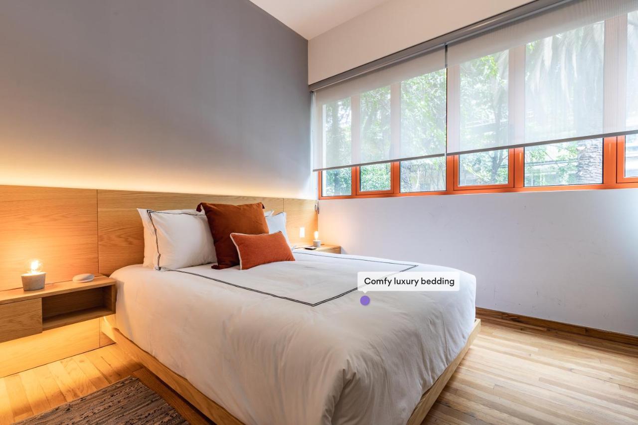 Beautifully Designed, Hi Tech In La Condesa Appartement *