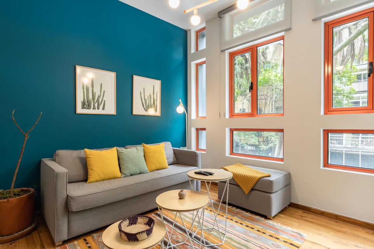 Beautifully Designed, Hi Tech In La Condesa *